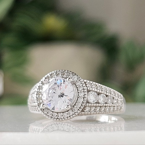 Round Solitaire Vintage Inspired Ring, 925 Sterling Silver Classic Engagement - Picture 4 of 7